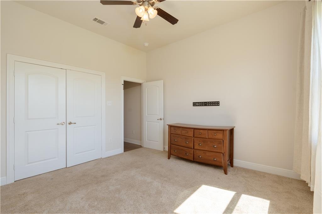 9566 RAINTREE Lane