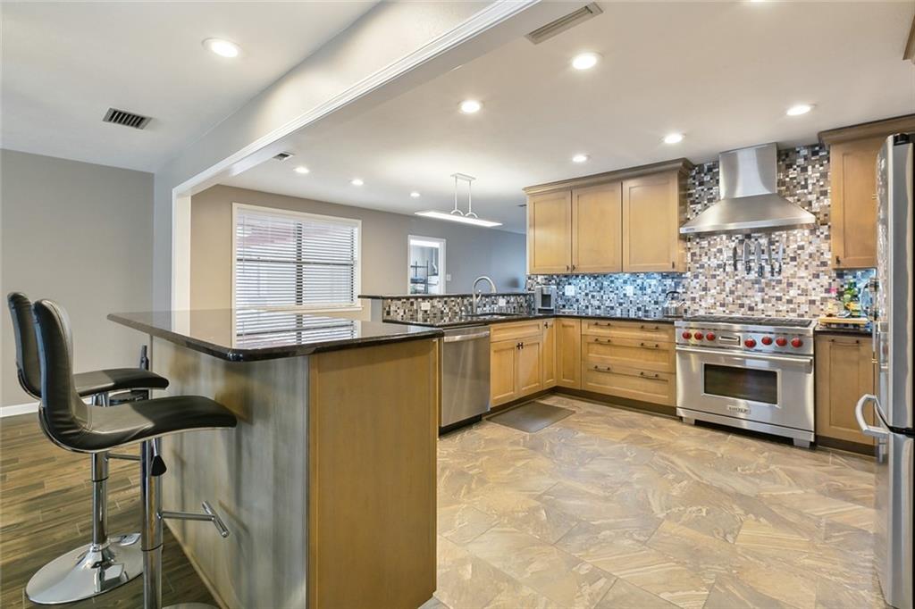 178 W IMPERIAL Drive