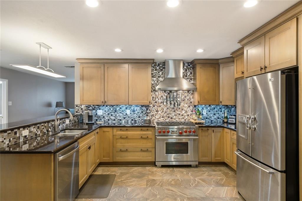 178 W IMPERIAL Drive
