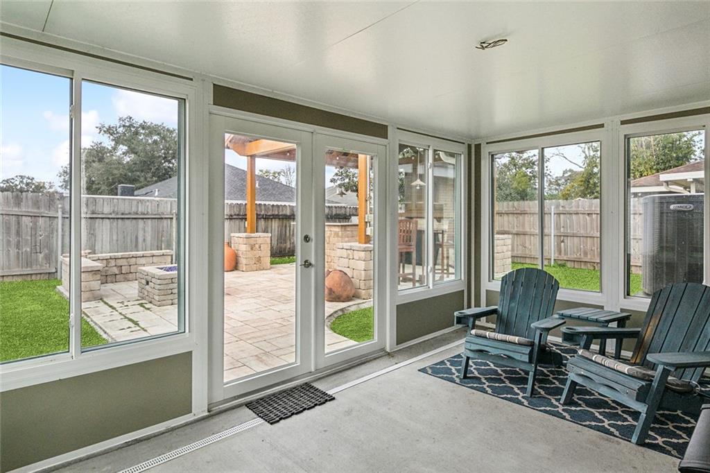 178 W IMPERIAL Drive