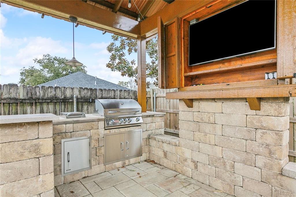 178 W IMPERIAL Drive