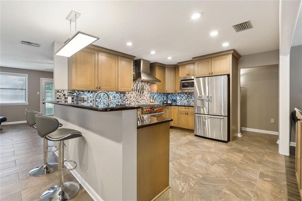 178 W IMPERIAL Drive