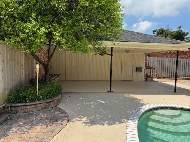 5693 EVELYN Court