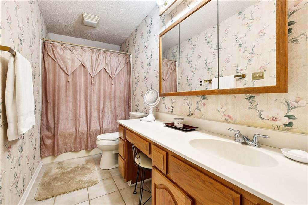 5409 DAVID Drive