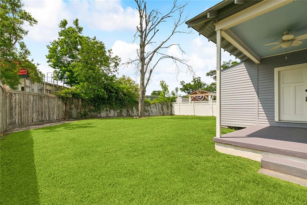 220 MOSS Lane