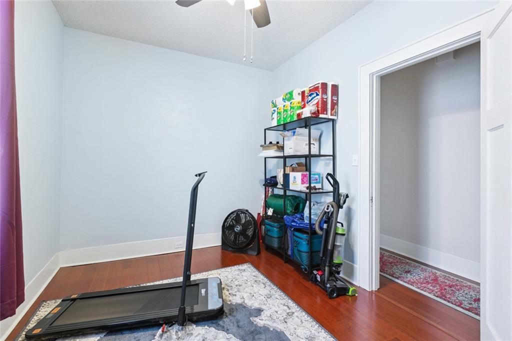 220 MOSS Lane