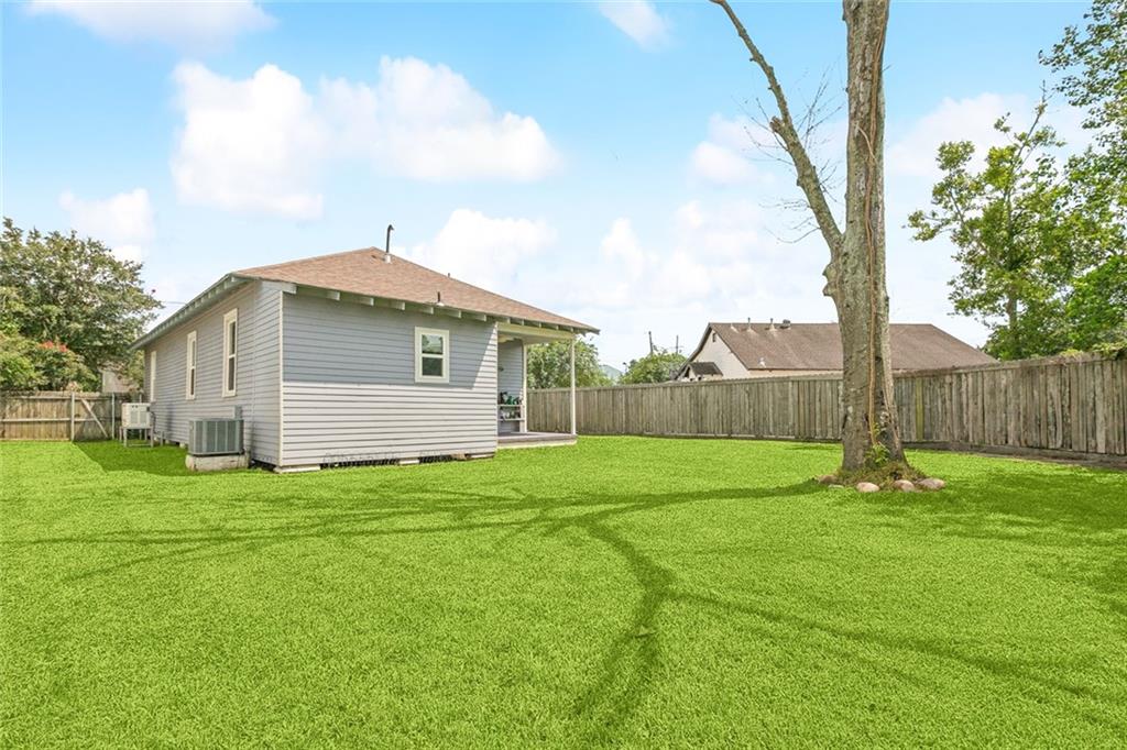 220 MOSS Lane