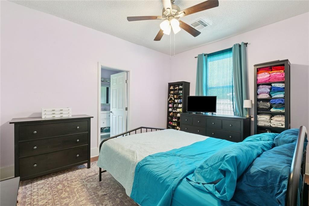 220 MOSS Lane