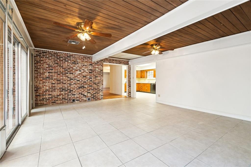 197 MACQUE Drive