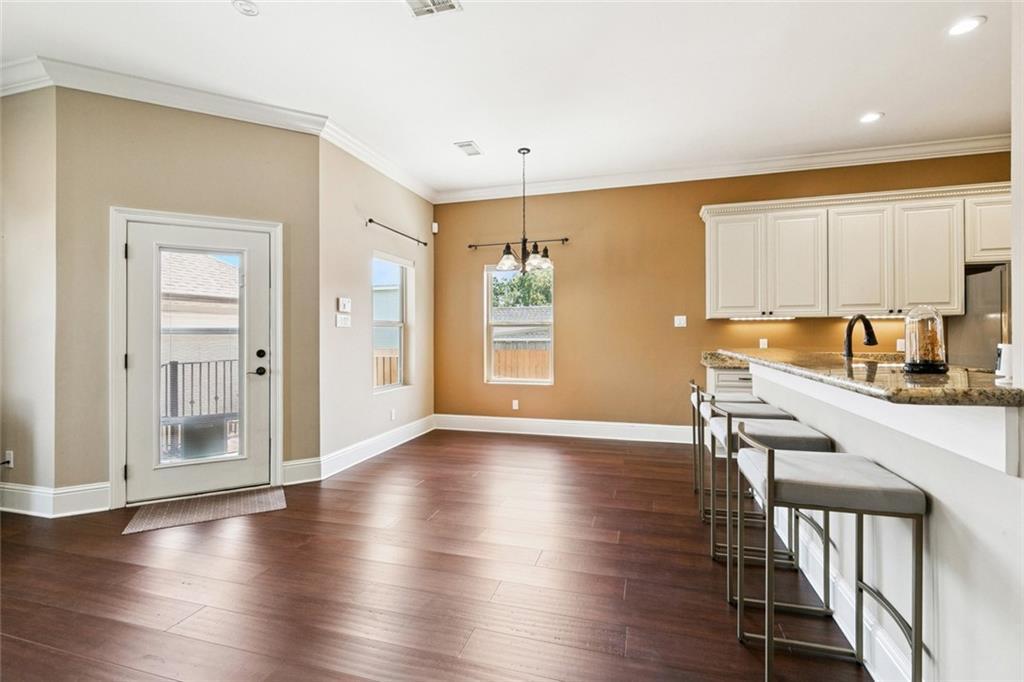 333 ROSELAND Parkway