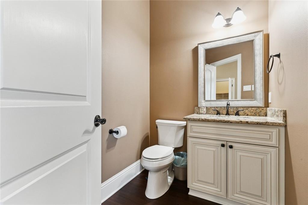 333 ROSELAND Parkway