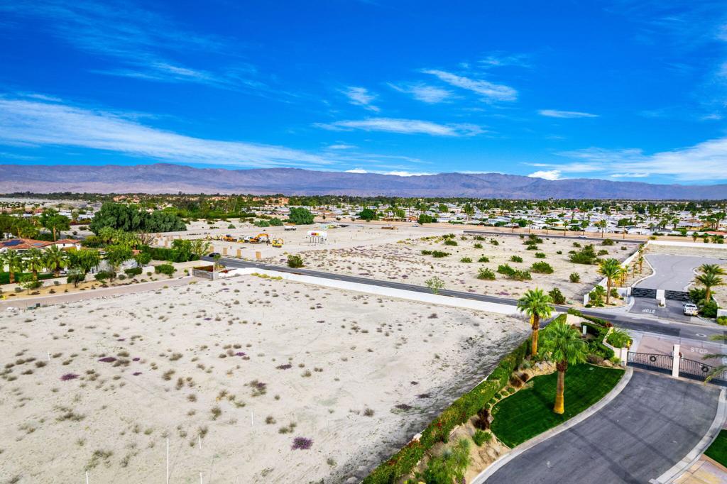 1 Mountain Vista Court