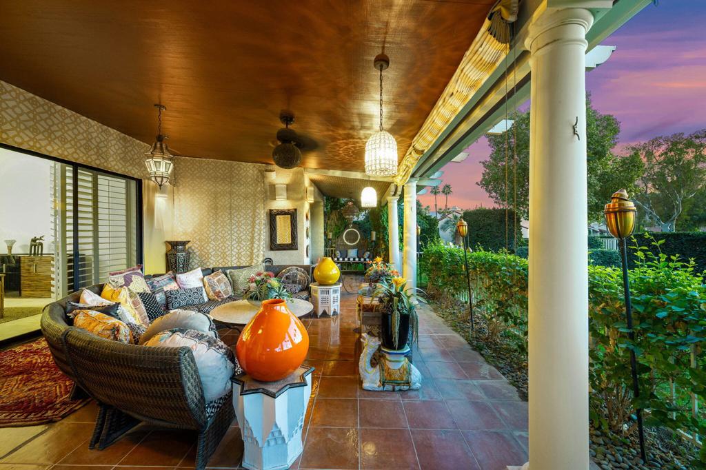 10601 Sunningdale Drive