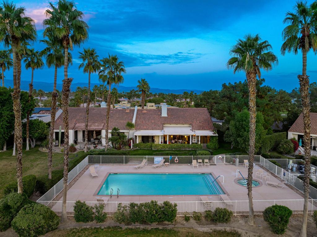 10601 Sunningdale Drive