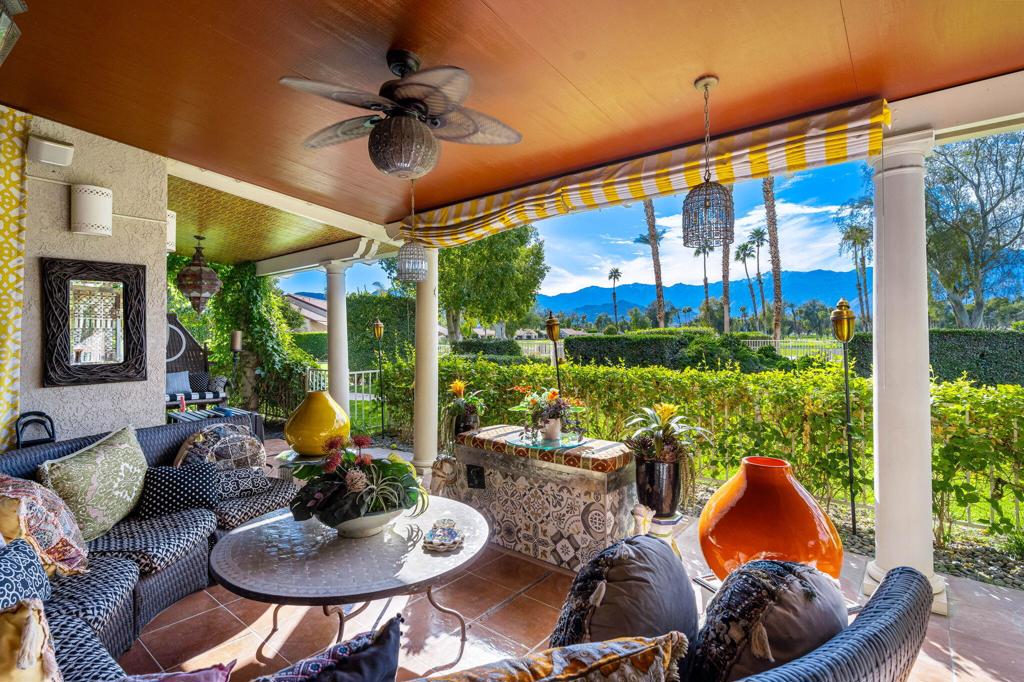 10601 Sunningdale Drive