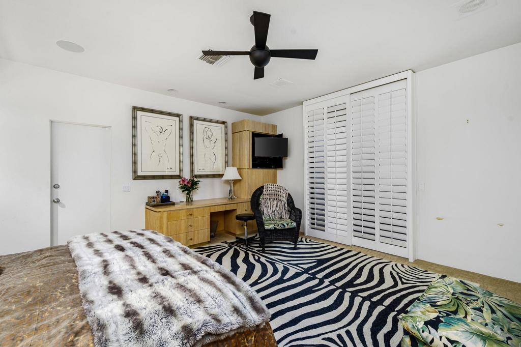 10601 Sunningdale Drive