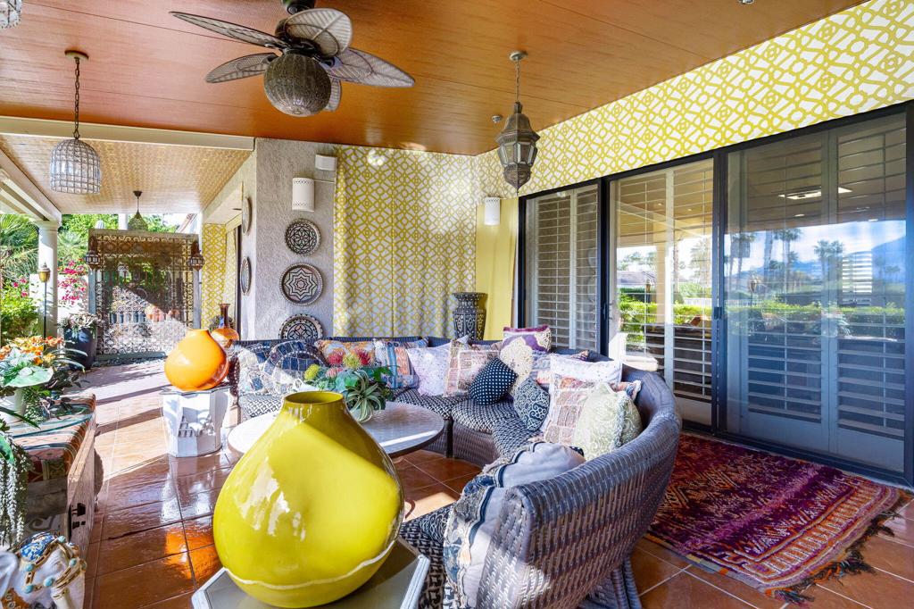 10601 Sunningdale Drive