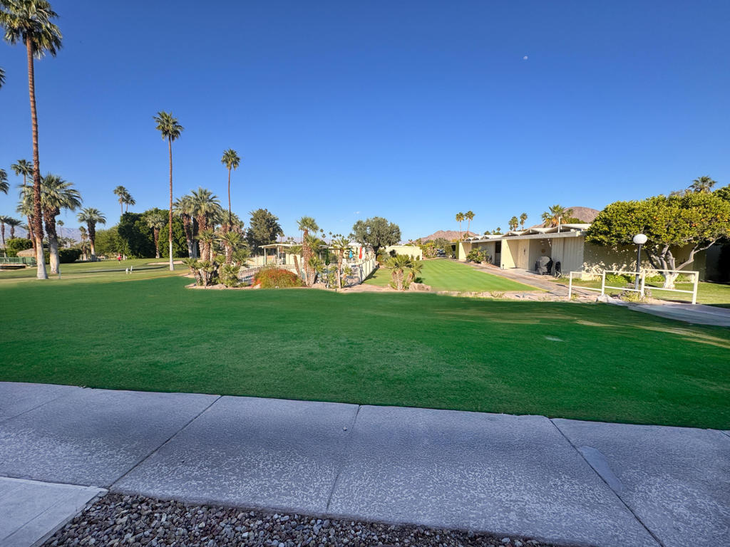 73700 Grapevine Street 14