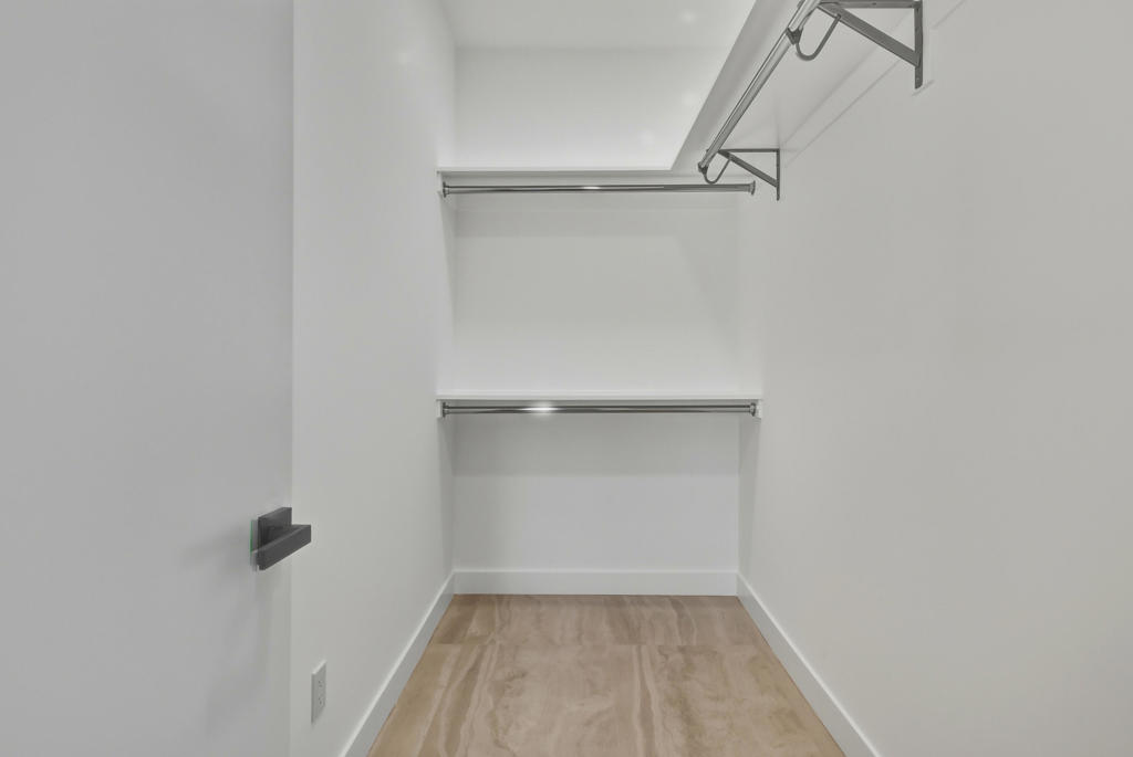 10112 Lakeview Drive