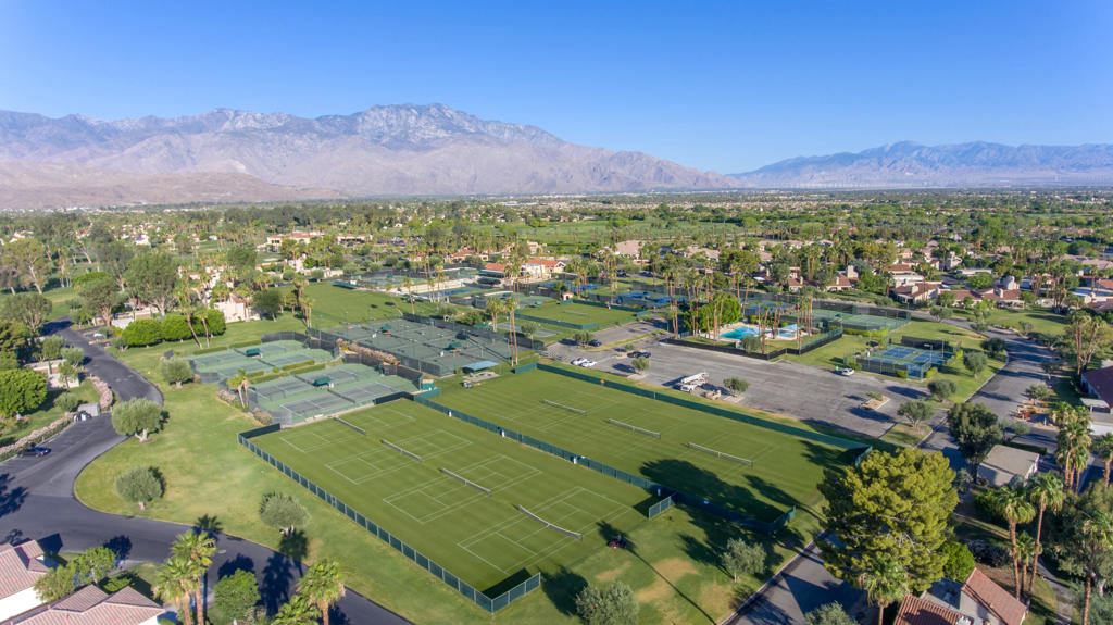 10112 Lakeview Drive