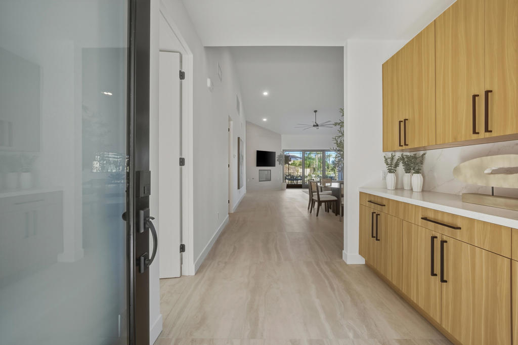 10112 Lakeview Drive