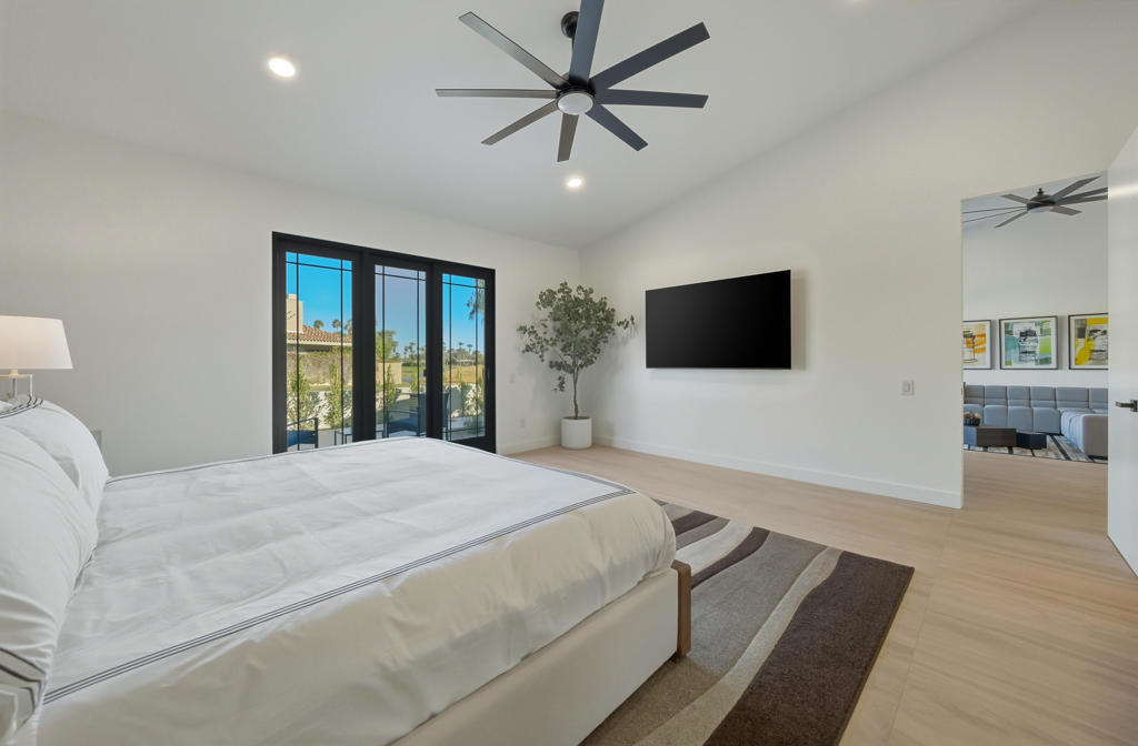 10112 Lakeview Drive