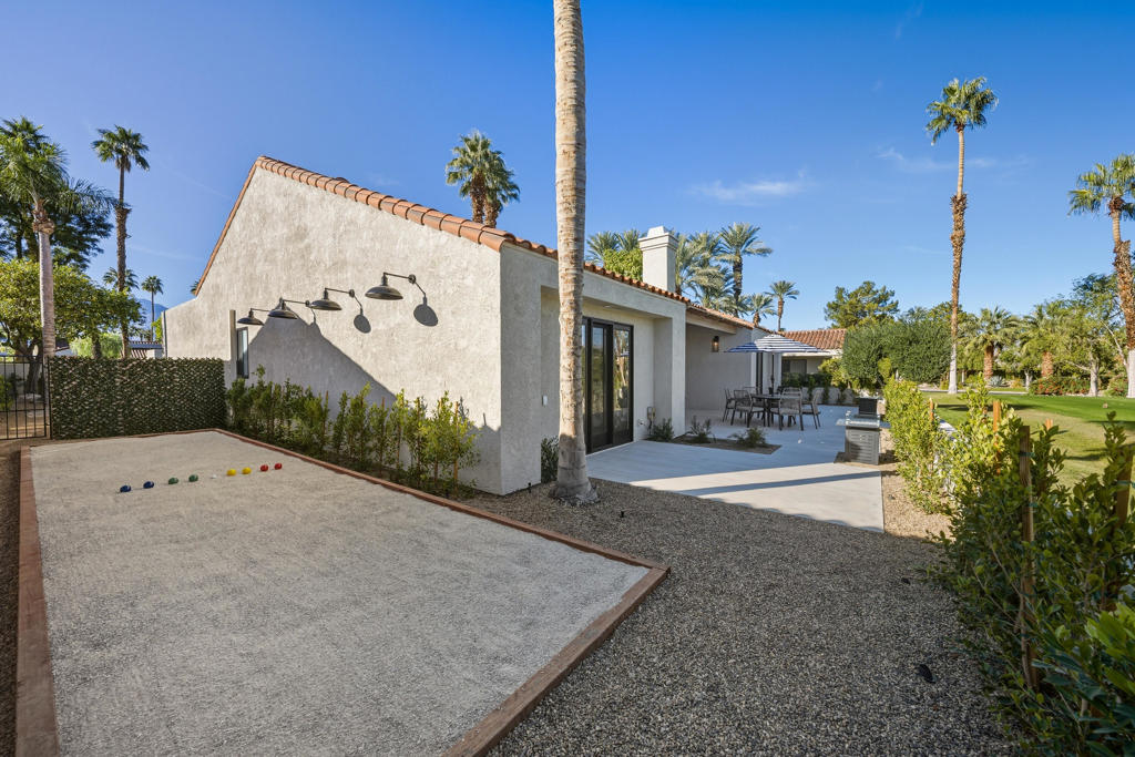 10112 Lakeview Drive