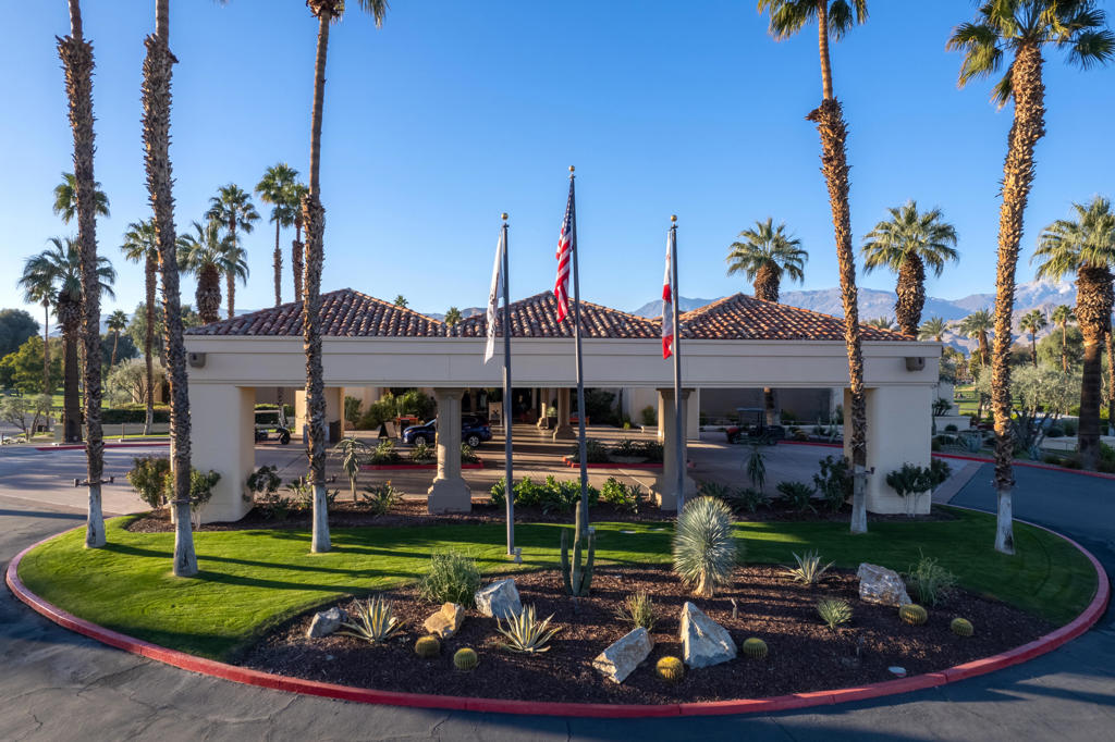 10112 Lakeview Drive