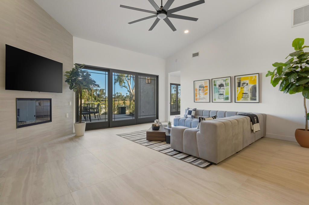 10112 Lakeview Drive