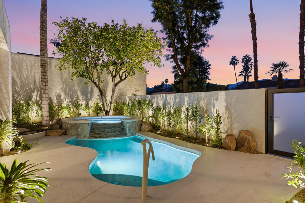 10112 Lakeview Drive