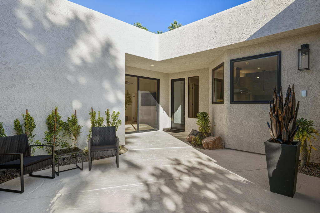 10112 Lakeview Drive