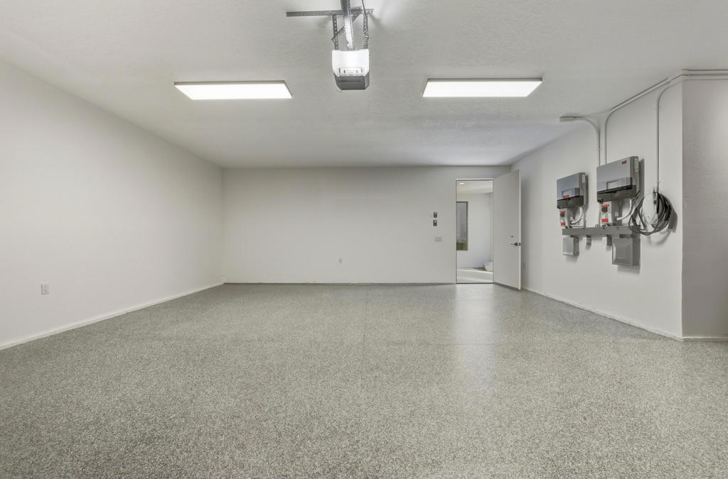 10112 Lakeview Drive