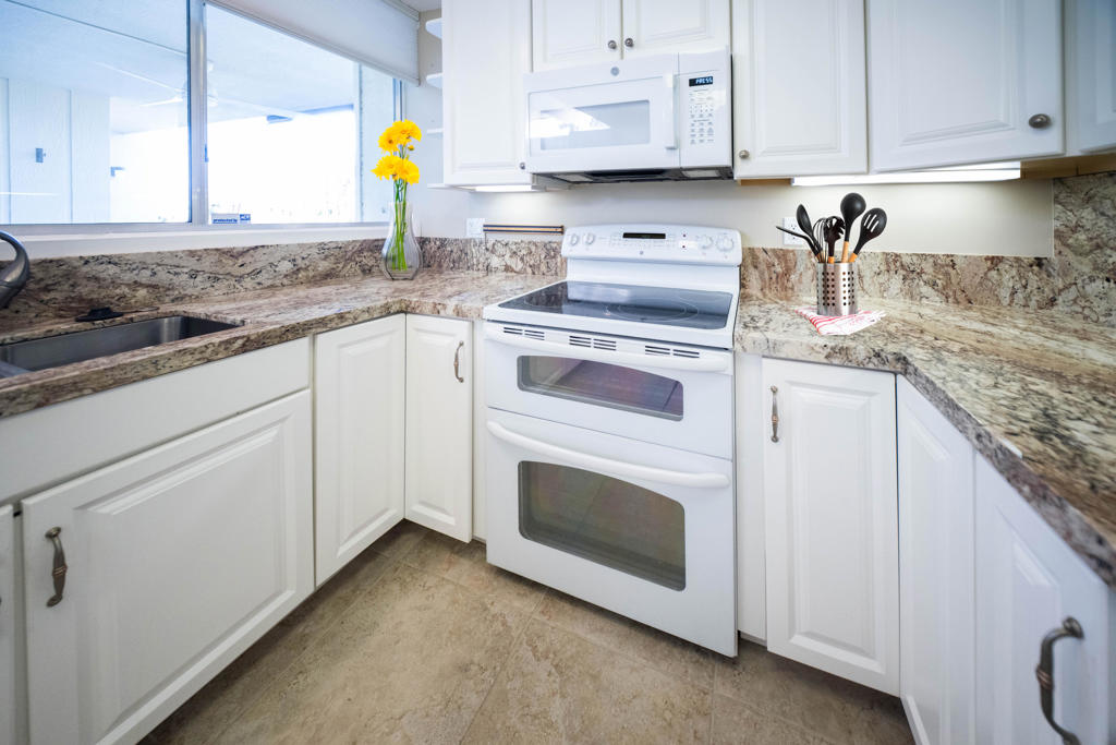 73700 Grapevine Street 14