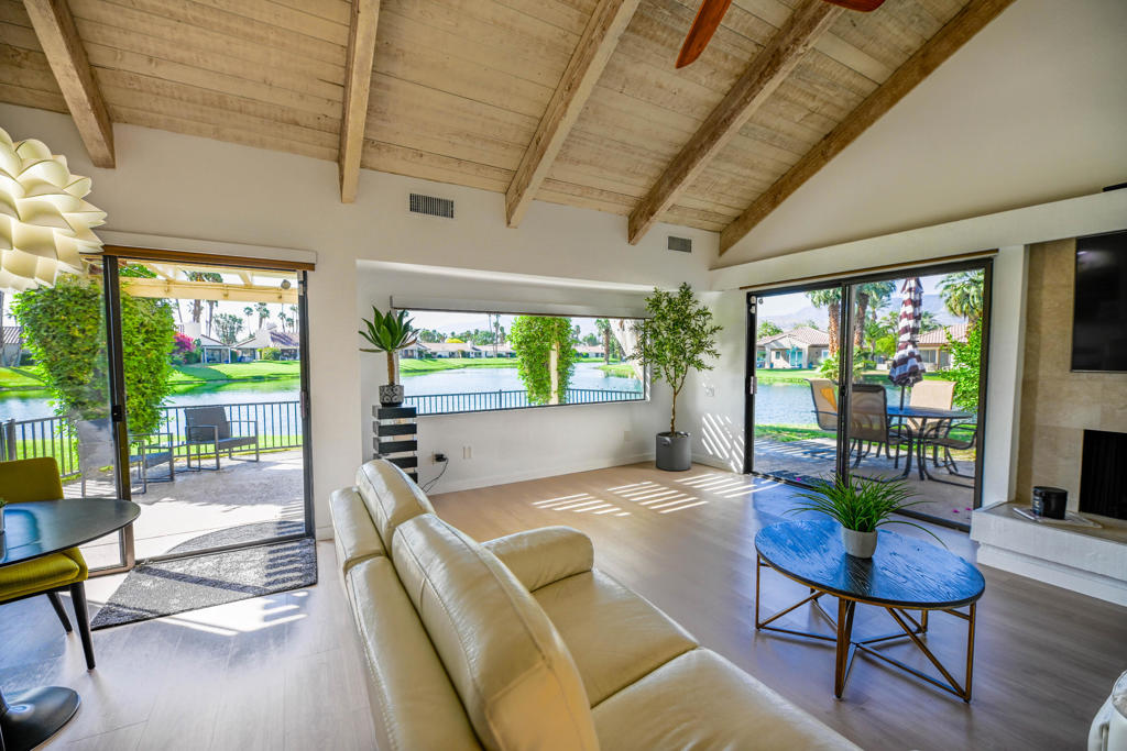 442 Sunningdale Drive