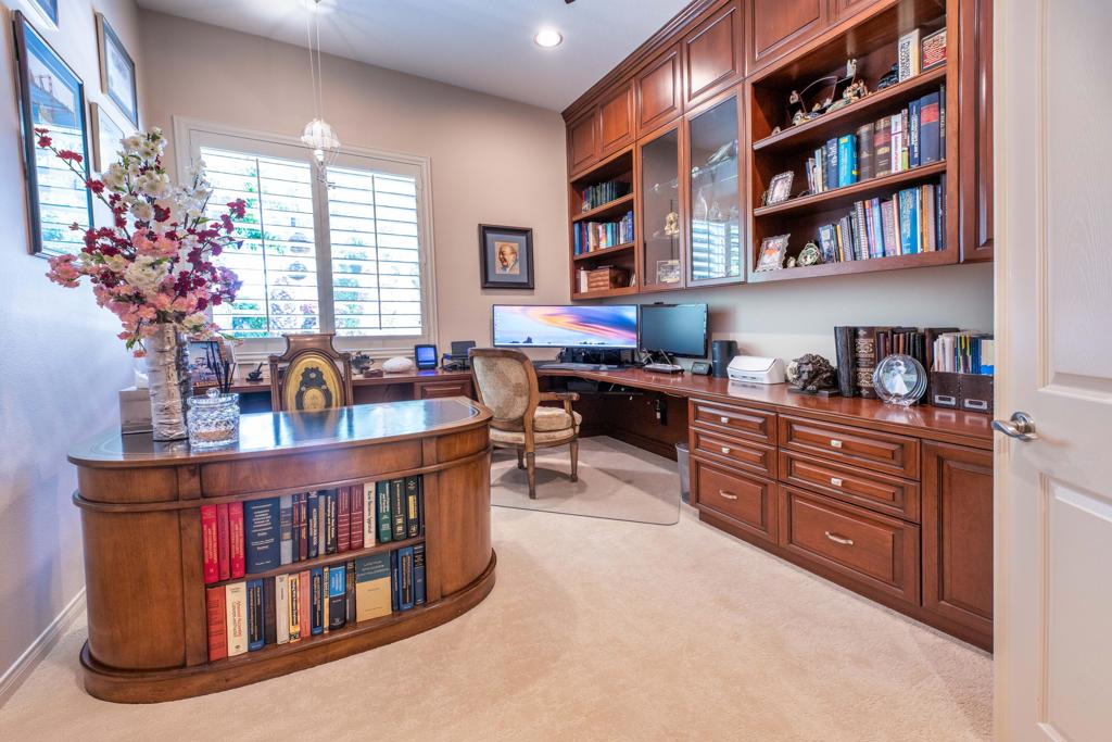 80238 Honey Creek Lane