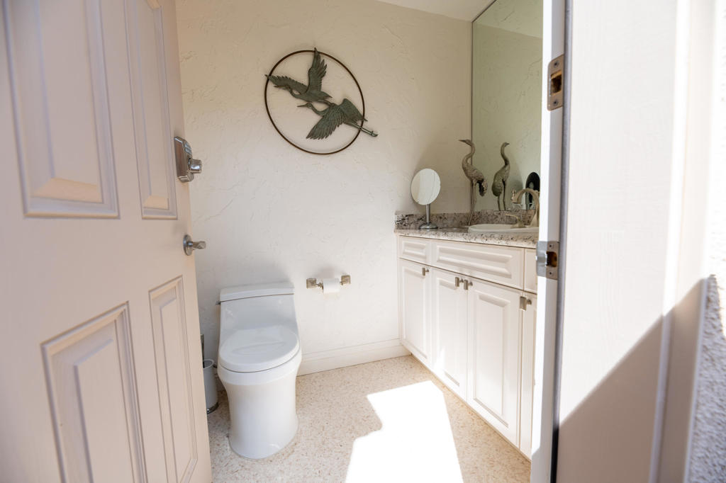 80238 Honey Creek Lane