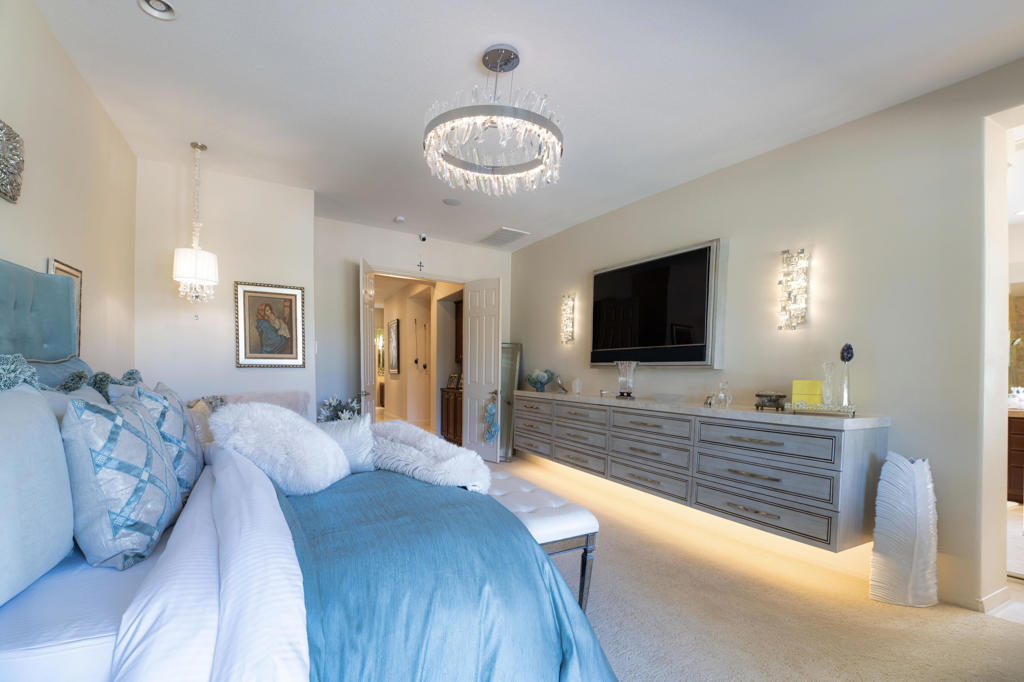 80238 Honey Creek Lane