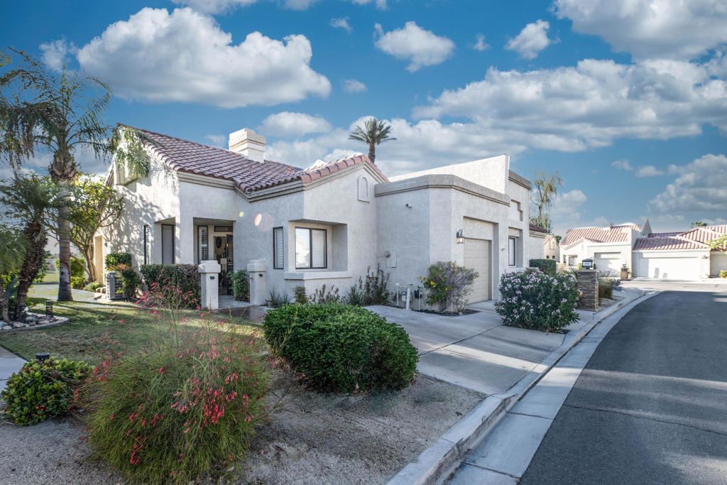 41327 Princeville Lane