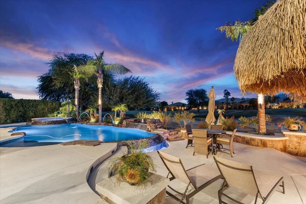 48 Vista Encantada