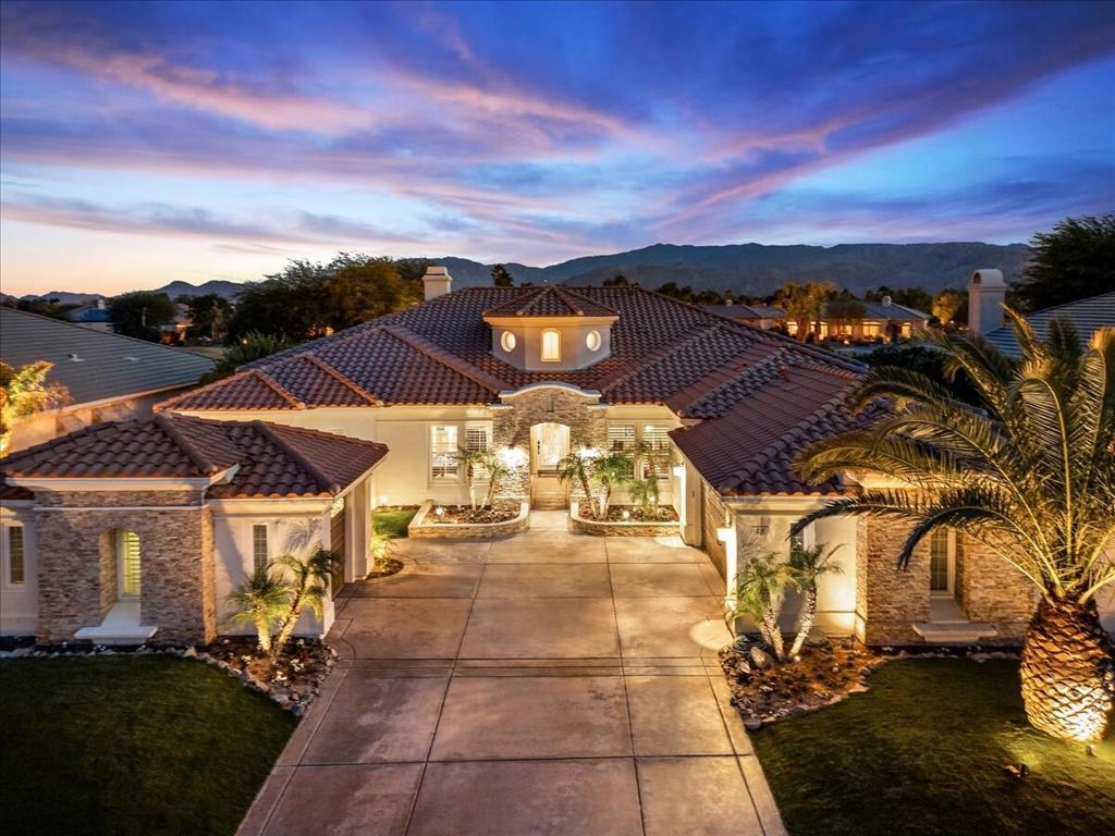 48 Vista Encantada