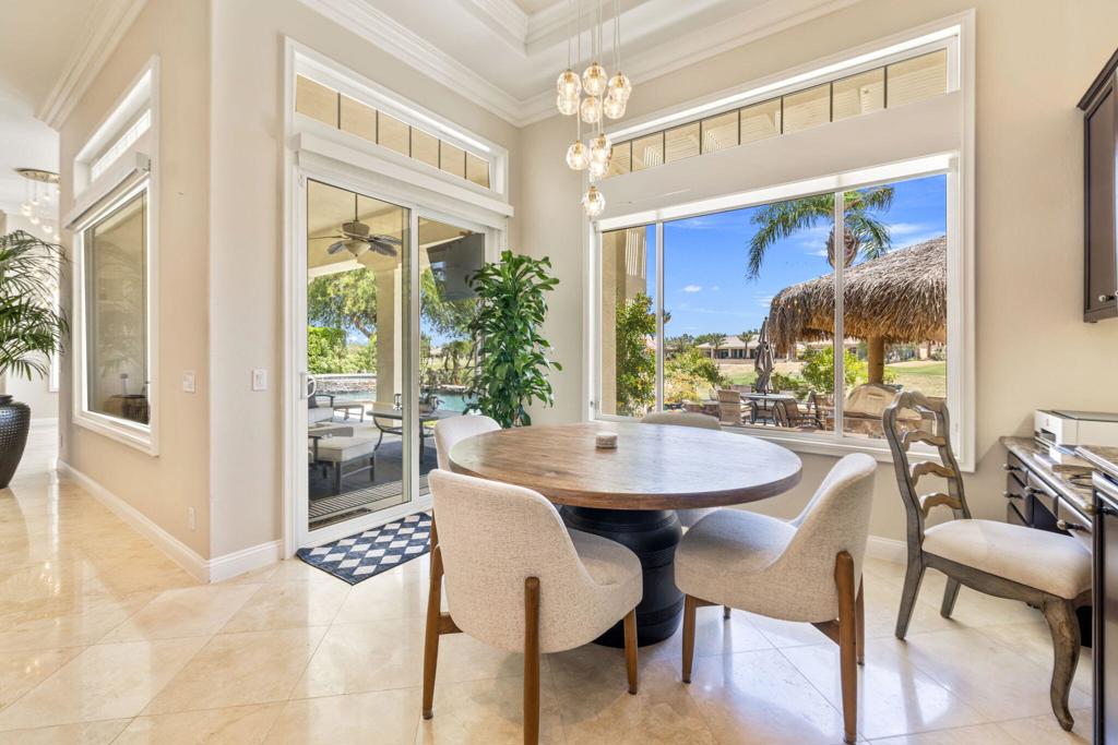 48 Vista Encantada
