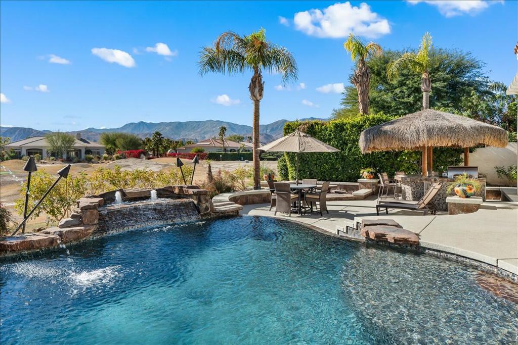 48 Vista Encantada