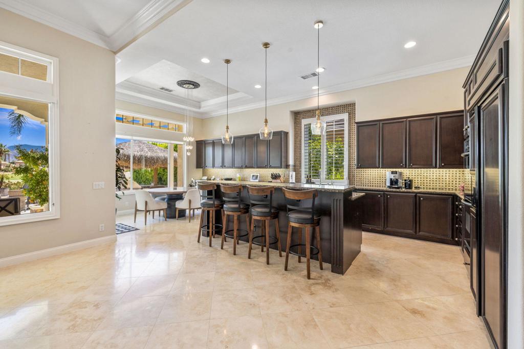 48 Vista Encantada