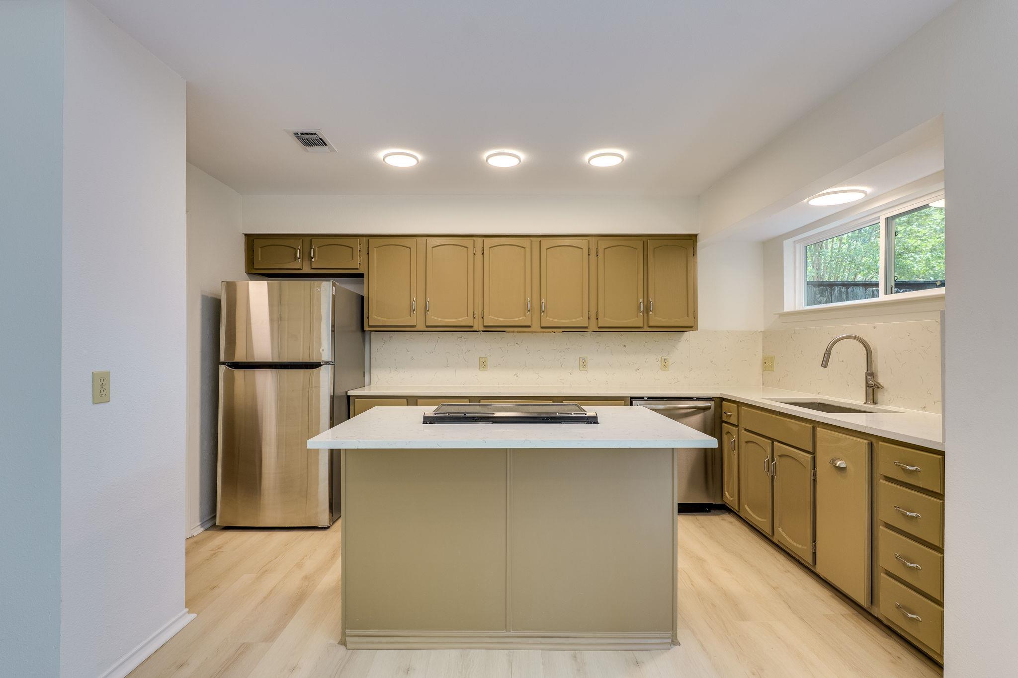 6409 Weatherwood CV