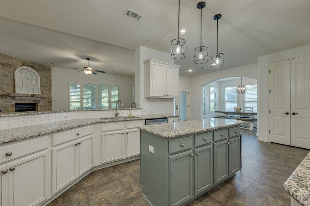 308 Duffy LN