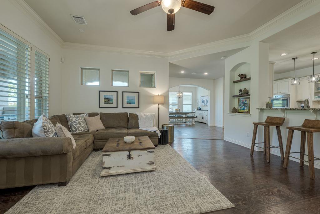 308 Duffy LN