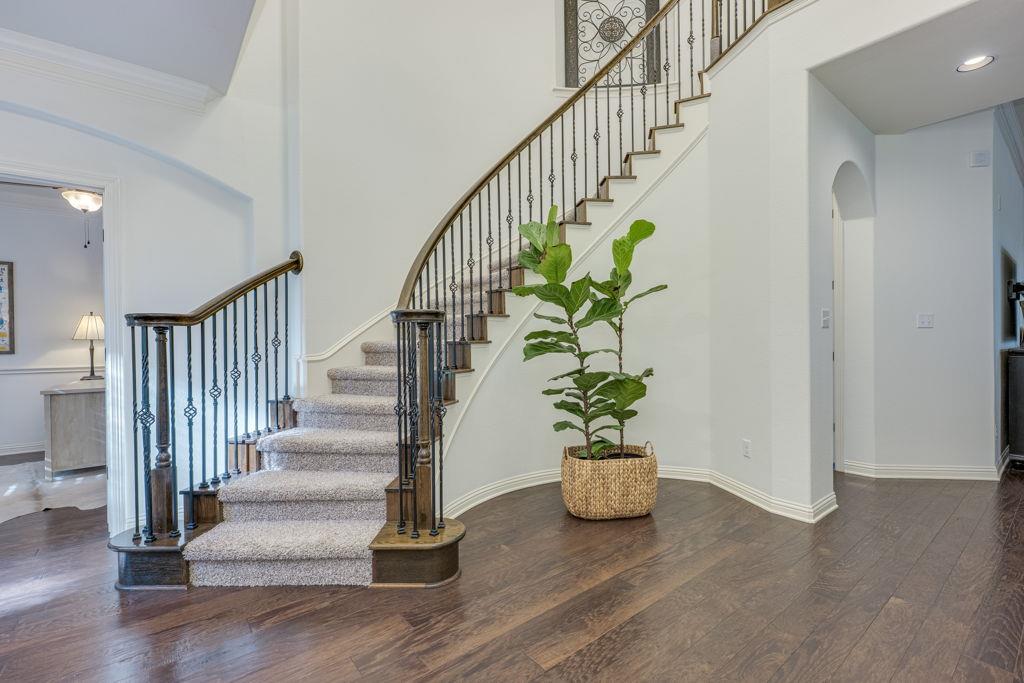 308 Duffy LN