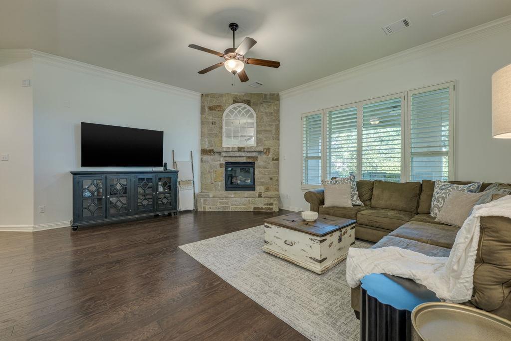 308 Duffy LN