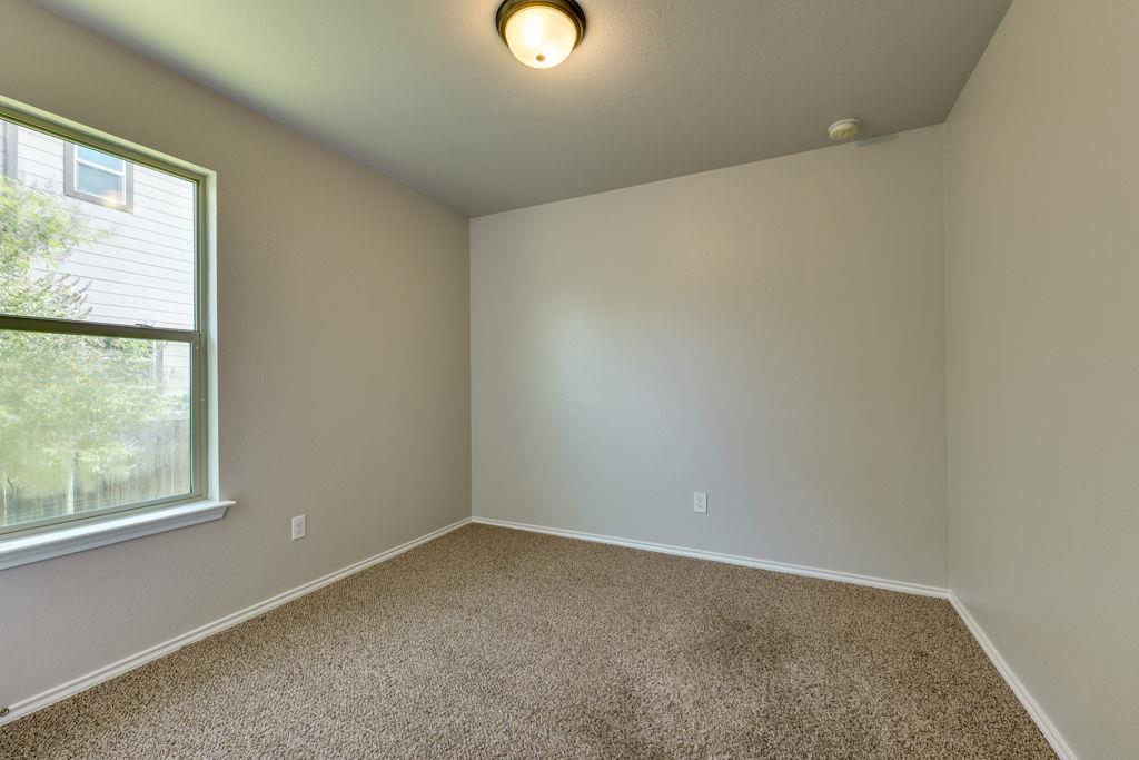210 Cushman DR