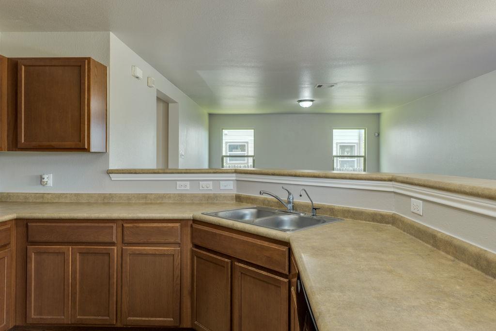 210 Cushman DR